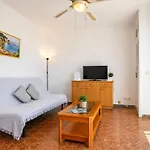 Cozy On The Front Line, Liliane Apartamento