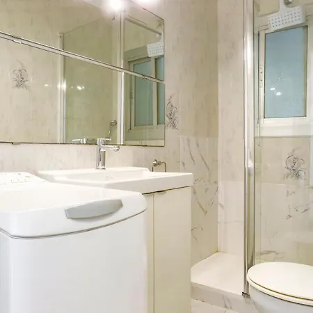 Cozy On The Front Line, Liliane *