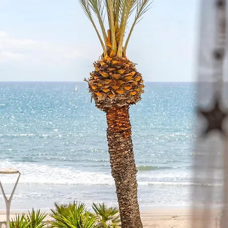 Apartament Cozy On The Front Line, Liliane *