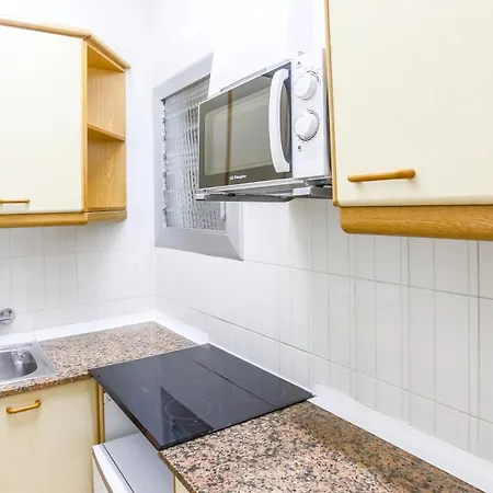 Cozy On The Front Line, Liliane * Sitges