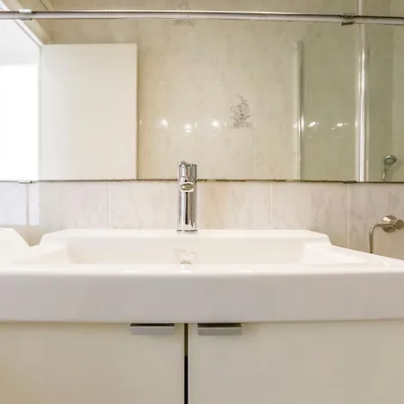 Cozy On The Front Line, Liliane Apartament Sitges