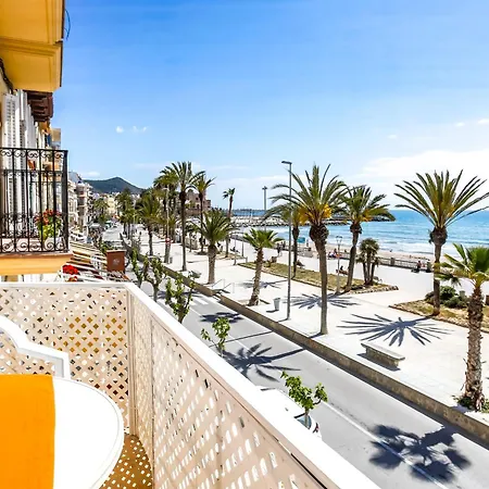 Cozy On The Front Line, Liliane Apartament