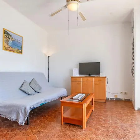 Apartament Cozy On The Front Line, Liliane *