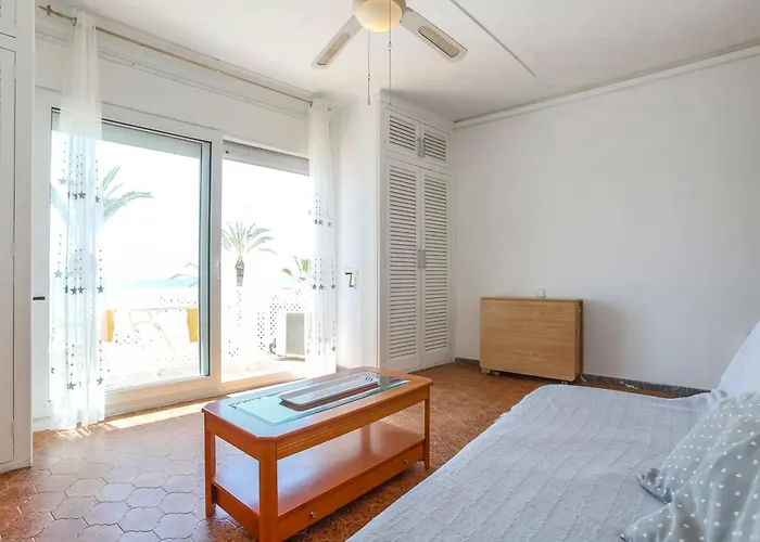 Cozy On The Front Line, Liliane *